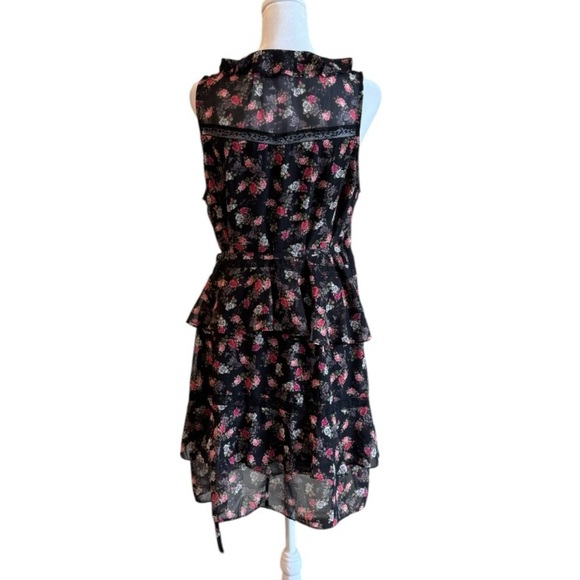 Guess Black Floral Ruffle Wrap Dress L Romantic Sleeveless V-neck Layered Hem - Picture 4 of 7